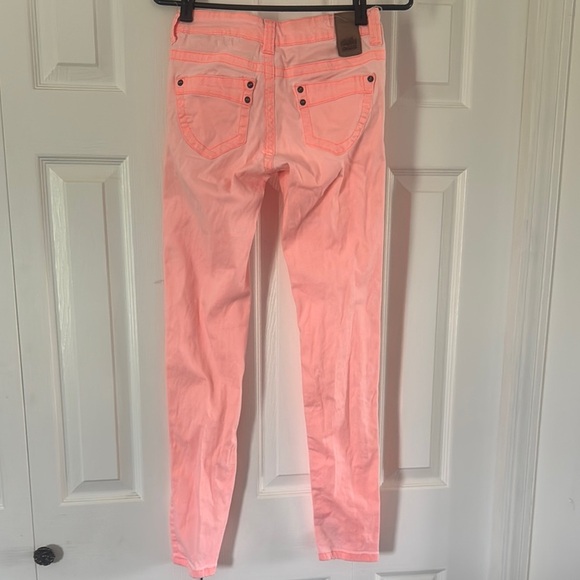 Women's Peach Jeans - Picture 2 of 4